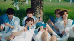 @sshinyuverse ★ 01:22 PM